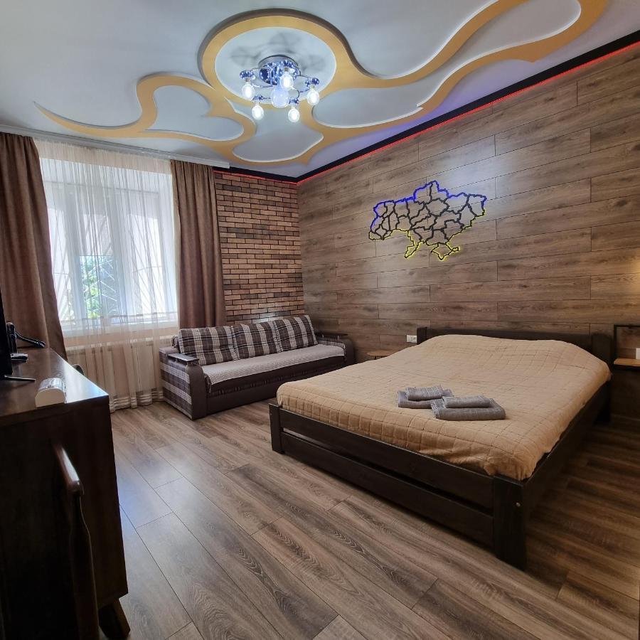 Petropavlivska Apartment Тиха Вуличка В Центрі Старого Міста Камианец-Подилский Екстериор снимка