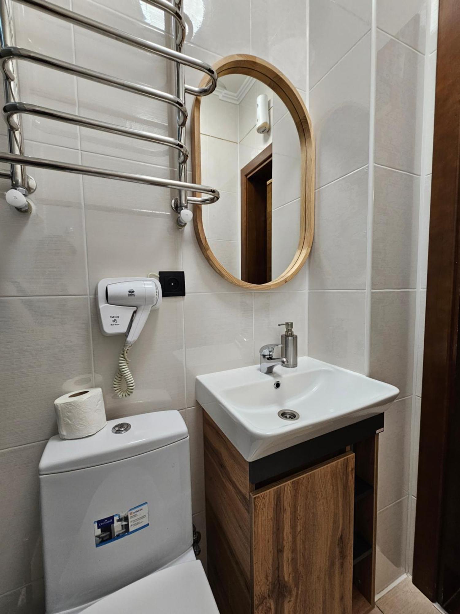 Petropavlivska Apartment Тиха Вуличка В Центрі Старого Міста Камианец-Подилский Екстериор снимка