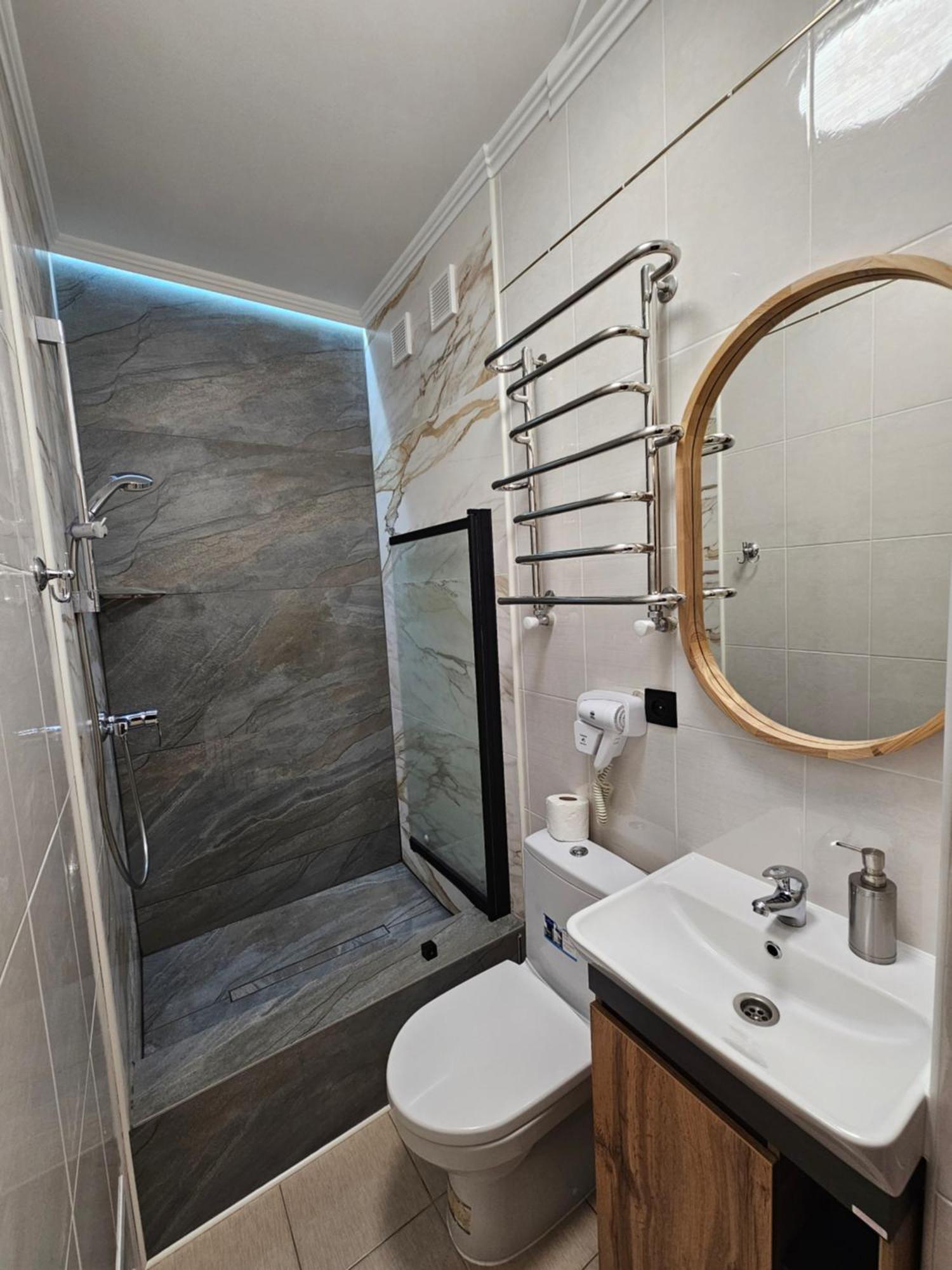Petropavlivska Apartment Тиха Вуличка В Центрі Старого Міста Камианец-Подилский Екстериор снимка